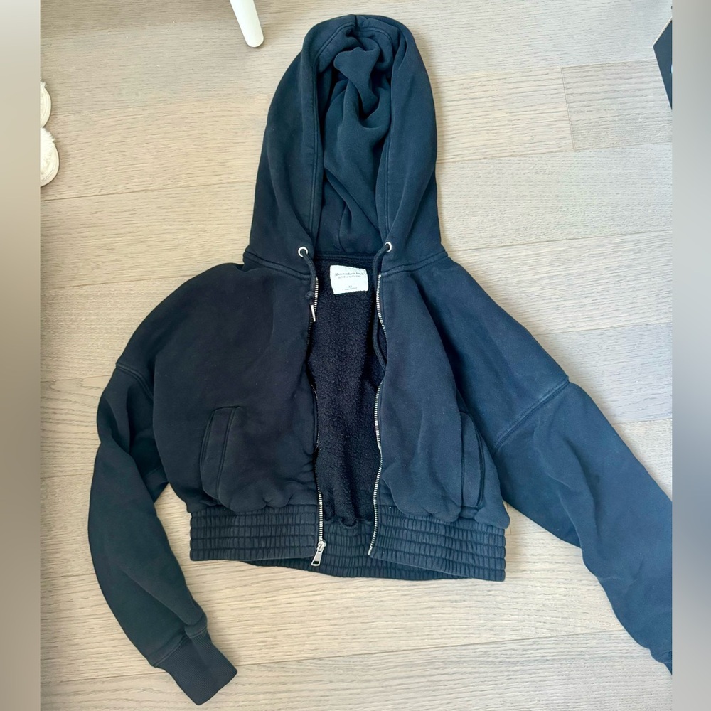 Abercrombie Essential SoftAF Max Cinched Full-Zip